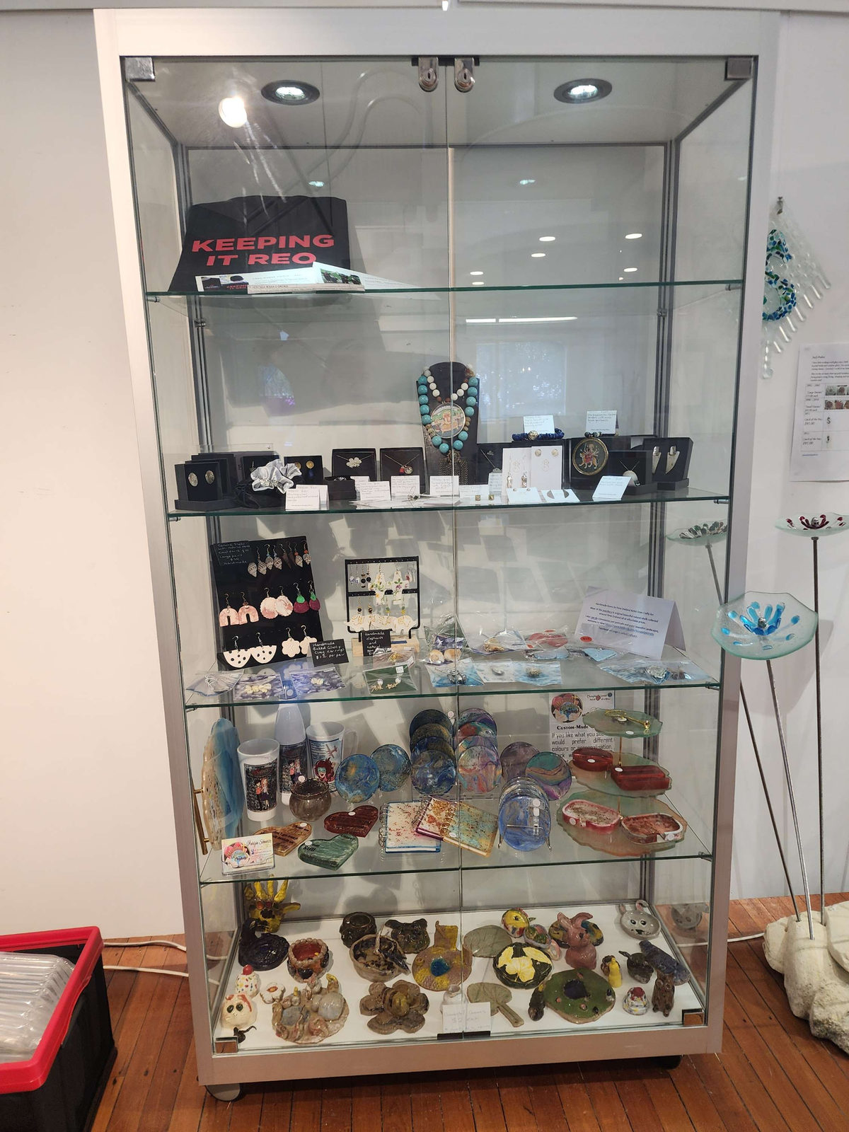 MAC Gallery Store